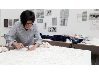 Wei Lin - Papier- und Textilkunst